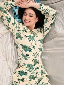 UNIfringe Womens Rayon Rose Printed Night Suit