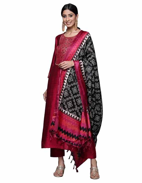 Amazon Varanga Brocade Gota Kurta Set